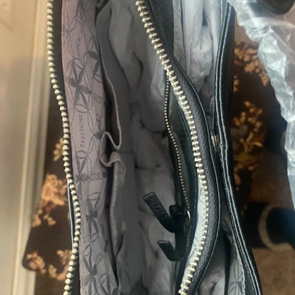 Bodhi Fushia/Black Peggy Bucket Leather tote bag